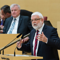 Direktoren- und Philologenverband unterstützen Vorschlag der SPD zu modernem G9