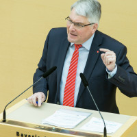 SPD zum Nachtragshaushalt 2020: Mutlos und wenig zukunftsgerichtet