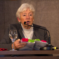 Lesung mit Renate Schmidt: Ein Mann ist keine Altersvorsorge