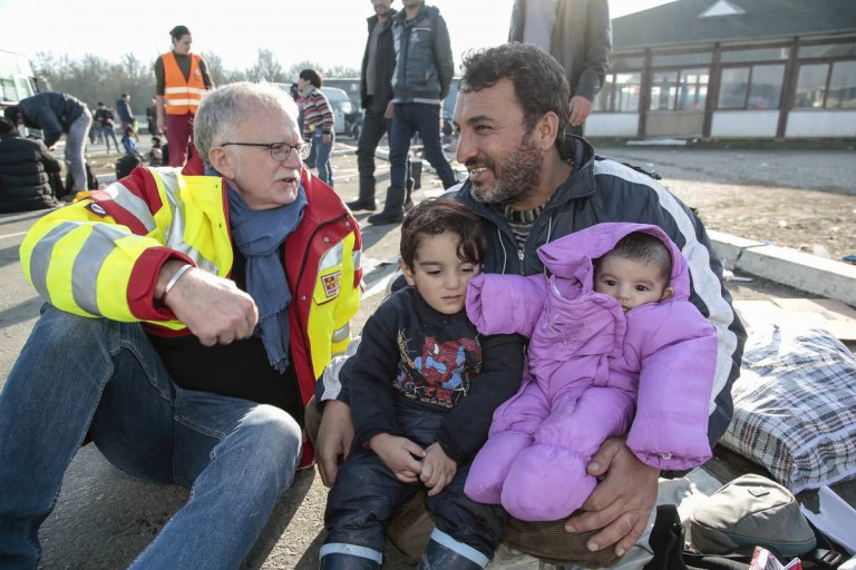 Pfaffmann mit Flüchtlingsvater in Serbien