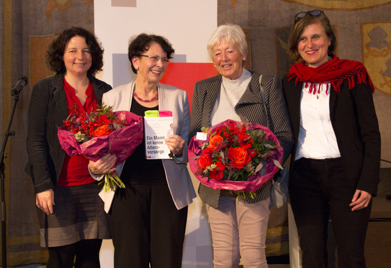 v.l.: Ruth Müller, Helma Sick, Renate Schmidt, Dr. Simone Strohmayr